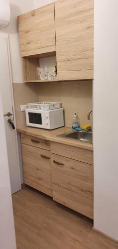 Kitchen, Karmelita Boutique Apartman in Sopron Kitchen, Karmelita Boutique Apartman in Sopron