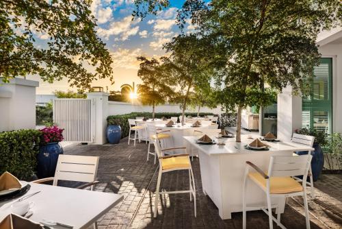 Restorāns, The Oasis at Grace Bay in Providensialesa Restorāns, The Oasis at Grace Bay in Providensialesa