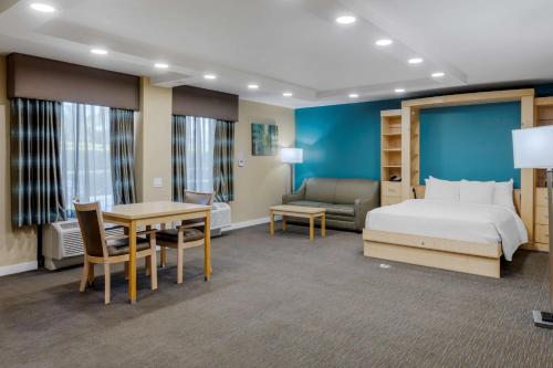 Best Western Plus South Coast Inn in Goleta (CA) Best Western Plus South Coast Inn in Goleta (CA)