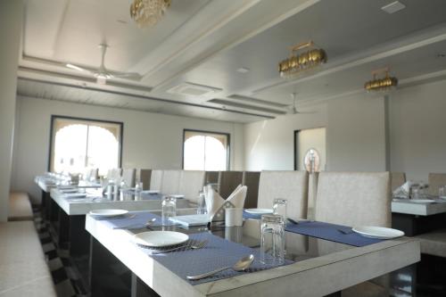 Restaurante, IMAGICA RESORTS in Chittorgarh Restaurante, IMAGICA RESORTS in Chittorgarh