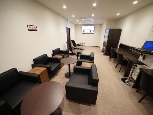 公用交誼廳/視聽室, 天神韋爾艙旅館-僅限男性 (WELLCABIN TENJIN - Male Only) in 福岡 公用交誼廳/視聽室, 天神韋爾艙旅館-僅限男性 (WELLCABIN TENJIN - Male Only) in 福岡