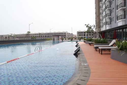Swimming pool, Hotel Osaka PIK2 in Tangerang Swimming pool, Hotel Osaka PIK2 in Tangerang
