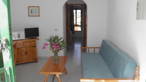 This photo about Apartamentos Green Ocean shared on HyHotel.com