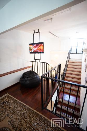 gedeelde lounge/tv-ruimte, LEAD Pods Hostel in Salta gedeelde lounge/tv-ruimte, LEAD Pods Hostel in Salta