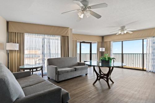 Ocean Crest Inn and Suites in Myrtle Beach (SC) Ocean Crest Inn and Suites in Myrtle Beach (SC)