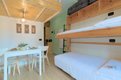 Casa Pino- Loft con giardino Magnolta