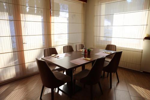 Létesítmények, Hotel Happy in Dimitrovgrad Létesítmények, Hotel Happy in Dimitrovgrad