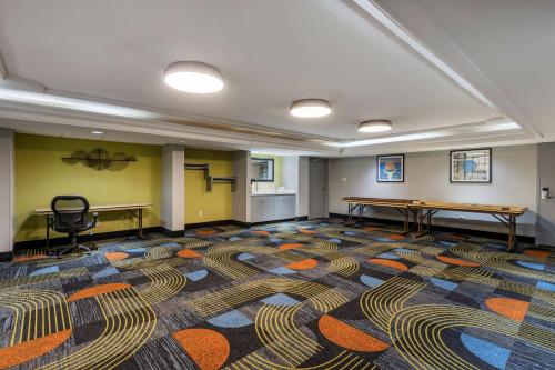 Vergaderruimte / feestzalen, Best Western Plus St. Louis West-Westport in St. Louis (MO) Vergaderruimte / feestzalen, Best Western Plus St. Louis West-Westport in St. Louis (MO)
