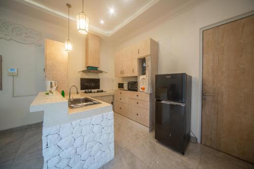 Kitchen, Soleil 2BR Private Pool Villas near Bundaran Renon Kitchen, Soleil 2BR Private Pool Villas near Bundaran Renon