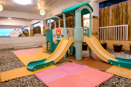 Playground, Puffer Isle Resort in Dingalan Playground, Puffer Isle Resort in Dingalan