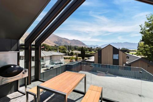 View, Ahurei Apartments in Wanaka View, Ahurei Apartments in Wanaka