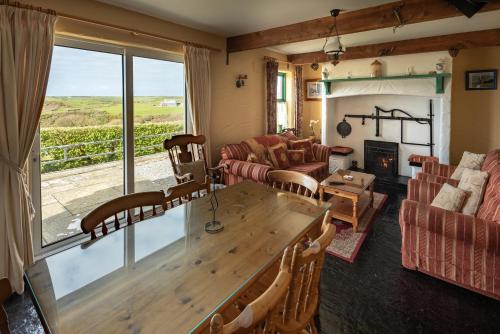 Atlantic View Cottages in Aughavinna Atlantic View Cottages in Aughavinna