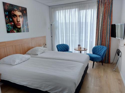 Hotel De Dennen in Egmond aan Zee Hotel De Dennen in Egmond aan Zee