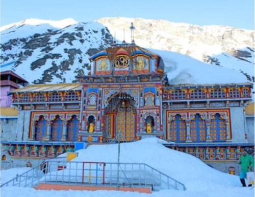 Udsigt, Hotel Hari Om, Badrinath in Badrinath Udsigt, Hotel Hari Om, Badrinath in Badrinath
