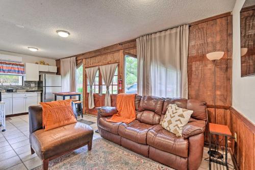 Peaceful Florida Retreat - 18 Mi to Tampa! in Thonotosassa Peaceful Florida Retreat - 18 Mi to Tampa! in Thonotosassa