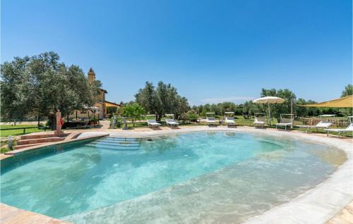 Swimming pool, Amazing Home In Canino Vt With 6 Bedrooms, Sauna And Wifi in Canino Swimming pool, Amazing Home In Canino Vt With 6 Bedrooms, Sauna And Wifi in Canino