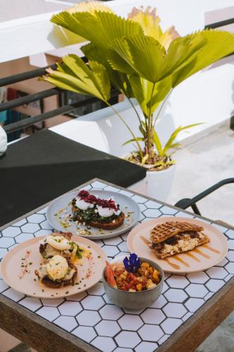 Makanan dan Minuman, Spindrift Hostel Madiha in Matara Makanan dan Minuman, Spindrift Hostel Madiha in Matara