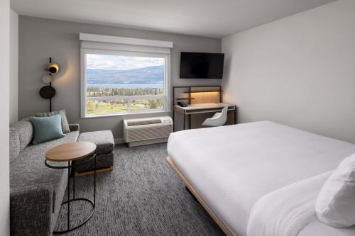 TownePlace Suites by Marriott West Kelowna in Kelowna (BC) TownePlace Suites by Marriott West Kelowna in Kelowna (BC)