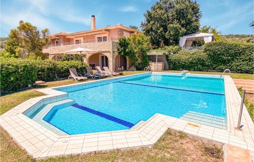 Swimming pool, Awesome Home In Atalanti With Outdoor Swimming Pool, Jacuzzi And Wifi in Skala (Fthiotis) Swimming pool, Awesome Home In Atalanti With Outdoor Swimming Pool, Jacuzzi And Wifi in Skala (Fthiotis)