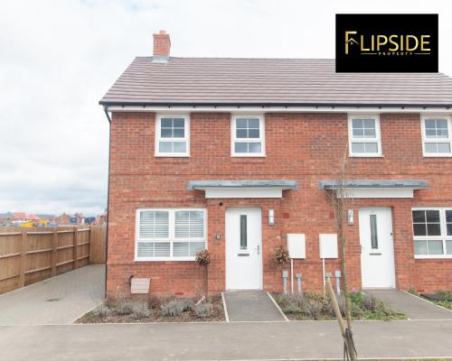 Buitenkant, Contractors & Groups & Family Relocation - Flipside Property Aylesbury - Call Us Today For Special O in Aylesbury East Buitenkant, Contractors & Groups & Family Relocation - Flipside Property Aylesbury - Call Us Today For Special O in Aylesbury East