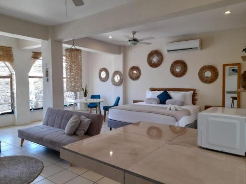 Zulu Surf Hotel Tamarindo in Tamarindo Zulu Surf Hotel Tamarindo in Tamarindo