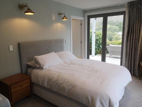 Miners Lane B+B / Courtyard room in Clyde Miners Lane B+B / Courtyard room in Clyde