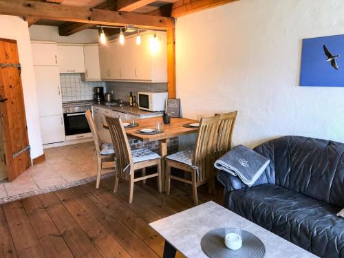 المرافق, Haubarg am Meer in Vollerwiek المرافق, Haubarg am Meer in Vollerwiek