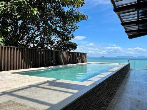 Moon Terrace Luxury Villa in Koh Sirey Moon Terrace Luxury Villa in Koh Sirey