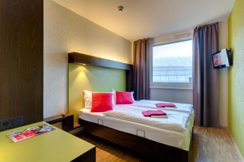 MEININGER Hotel Berlin Hauptbahnhof in Berlin MEININGER Hotel Berlin Hauptbahnhof in Berlin