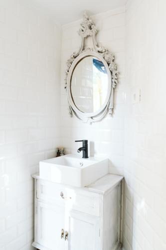 Fürdőszoba, Tortuga blue house in banana plantation in Arucas Fürdőszoba, Tortuga blue house in banana plantation in Arucas