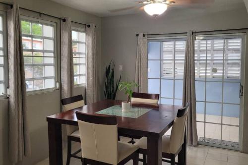 Colorful Home , Great Location, all services in Salinas Colorful Home , Great Location, all services in Salinas