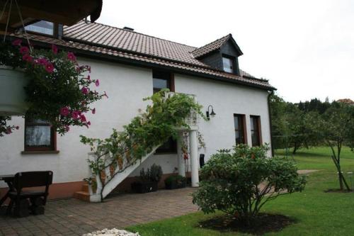 Ferienwohnung-Kylltal-Blick in Gonnersdorf (Rhineland-Palatinate) Ferienwohnung-Kylltal-Blick in Gonnersdorf (Rhineland-Palatinate)