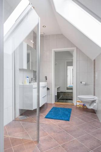 Penthouse by Brosundet, Free Parking Space in Alesund Penthouse by Brosundet, Free Parking Space in Alesund