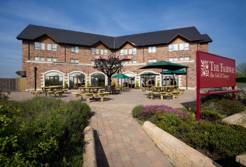 Entrada, The Fairway in Barnsley Entrada, The Fairway in Barnsley