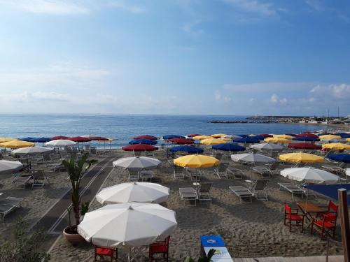 strand, Coccodrillo Hotel & Residence in Varazze strand, Coccodrillo Hotel & Residence in Varazze