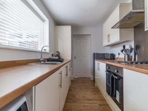 Konyha, Cosy 3 bedroom house in Stakeford in Stakeford Konyha, Cosy 3 bedroom house in Stakeford in Stakeford