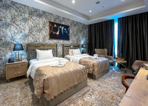 Al Mansour Plaza Hotel in Old Doha City Al Mansour Plaza Hotel in Old Doha City