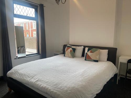 غرفة الضيوف, Large double room BS11 in Avonmouth and Lawrence Weston غرفة الضيوف, Large double room BS11 in Avonmouth and Lawrence Weston