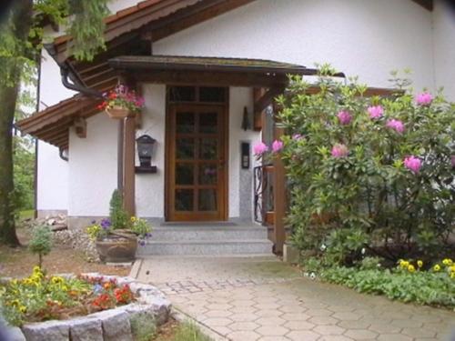 Entrance, Hotel am Wald in Ottobrunn Entrance, Hotel am Wald in Ottobrunn