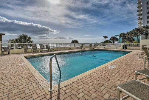 Oceanfront Condo Rental Near Daytona Speedway in Ormond Beach (Florida) Oceanfront Condo Rental Near Daytona Speedway in Ormond Beach (Florida)