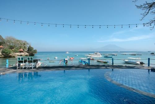 Swimming pool, Le Nusa Beach Club in Nusa Lembongan Swimming pool, Le Nusa Beach Club in Nusa Lembongan