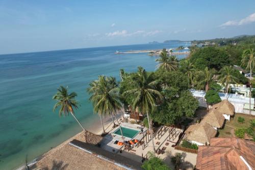 Wild Wood x Hansa Beach Fitness Resort in 帕岸岛 Wild Wood x Hansa Beach Fitness Resort in 帕岸岛