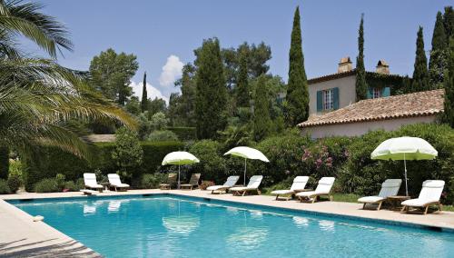 This photo about Saint-Vincent shared on HyHotel.com