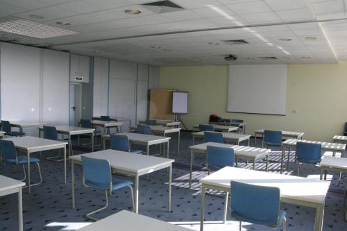 Business center, RTB-Hotel - Sportschule in Bergisch Gladbach Business center, RTB-Hotel - Sportschule in Bergisch Gladbach