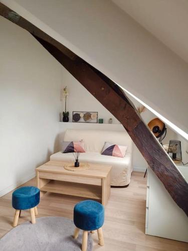 Guestroom, Studio cosy in Meulan-en-Yvelines Guestroom, Studio cosy in Meulan-en-Yvelines