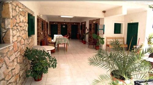 This photo about Damaskis Studios shared on HyHotel.com