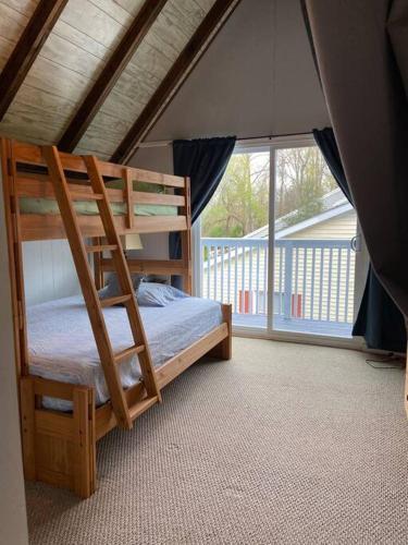 Cottage by the bay, sleeps 8 near Rehoboth beach in Long Neck (DE) Cottage by the bay, sleeps 8 near Rehoboth beach in Long Neck (DE)