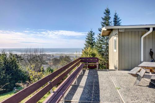 Ocean Vista Gold Beach Getaway! in Gold Beach (OR) Ocean Vista Gold Beach Getaway! in Gold Beach (OR)
