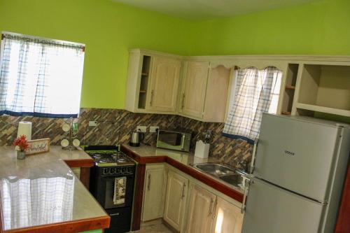 Dapur, Lydia`s View in Friendship Dapur, Lydia`s View in Friendship