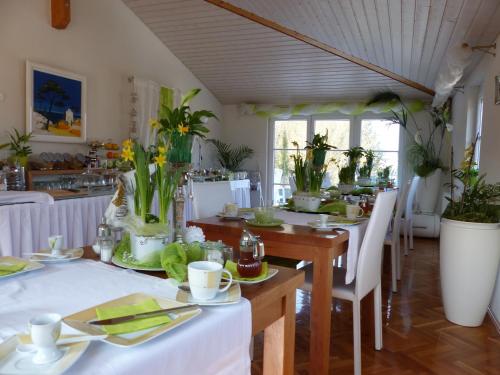 Restaurant, Haus Marija M in Badenweiler Restaurant, Haus Marija M in Badenweiler